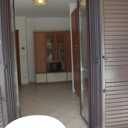 Casa Micaene Apartmán Pineto