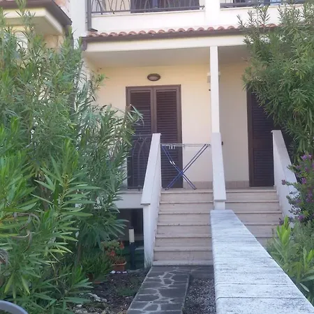 Casa Micaene Apartmán *